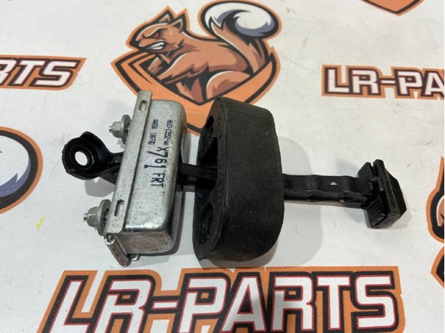Полуось задняя, правая LR078570 LAND ROVER