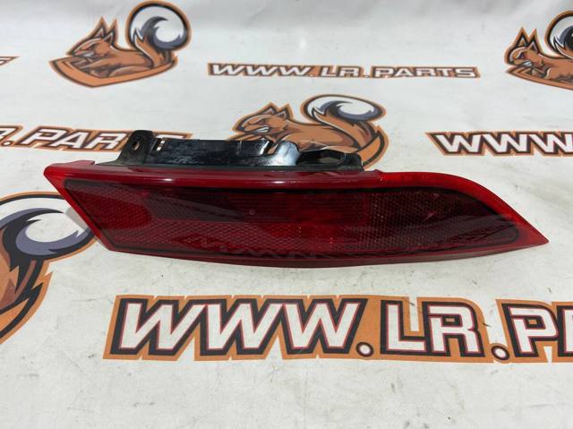 Противотуманнка задняя, правая LR082083 LAND ROVER