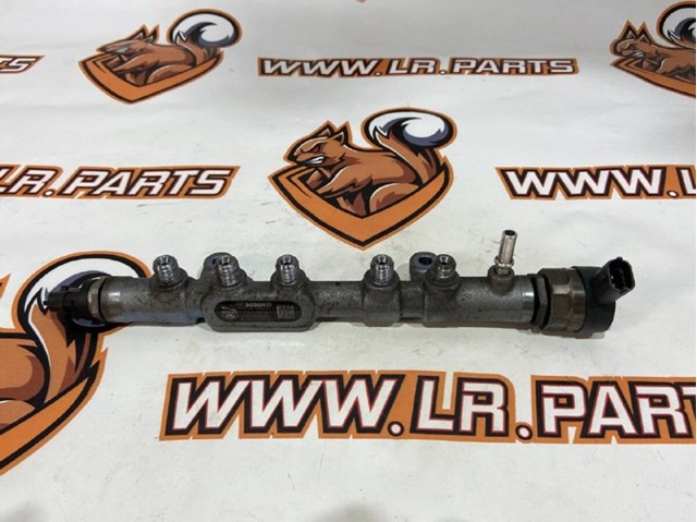 Рампа форсунок системы впрыска топлива LR082273 LAND ROVER