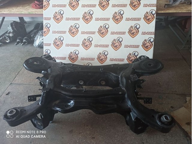 LAND ROVER LR086154 Подрамник задний в наличии Винница
