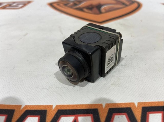 Камера системы обеспечения видимости LR091069 LAND ROVER