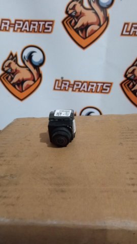 Камера заднего вида LR092030 LAND ROVER