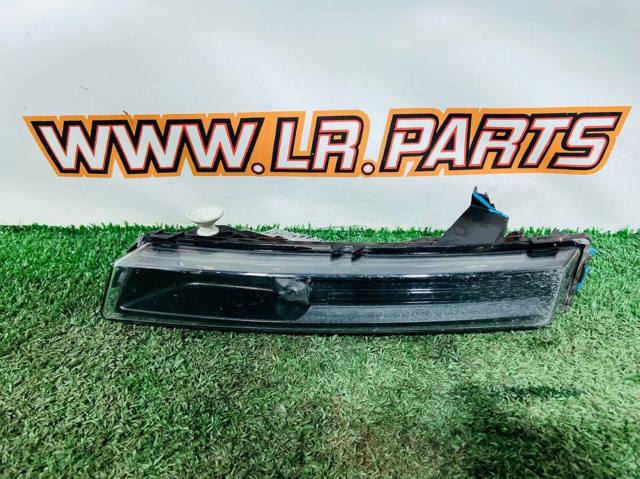 Правая противотуманная фара LR098340 LAND ROVER