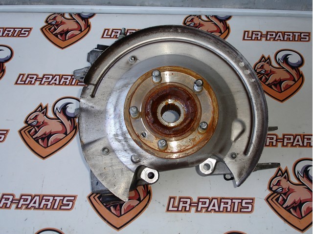 Цапфа поворотная левая LR098784 LAND ROVER