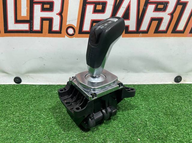 Селектор коробки передач LR099206 LAND ROVER
