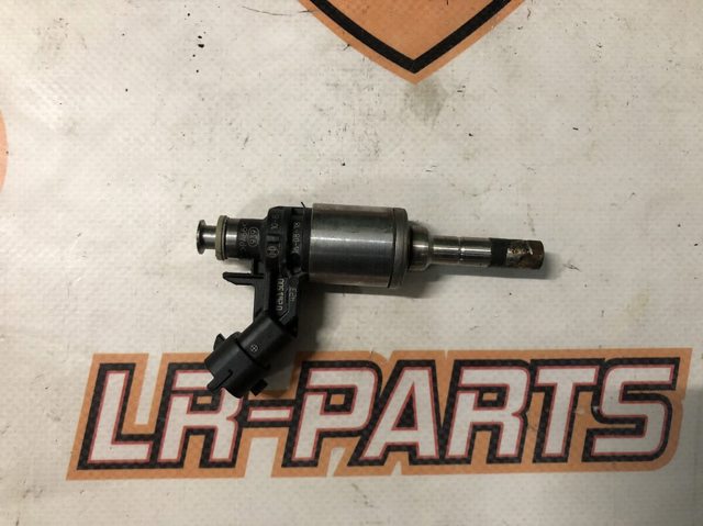 Форсунка впрыска топлива LR105426 LAND ROVER