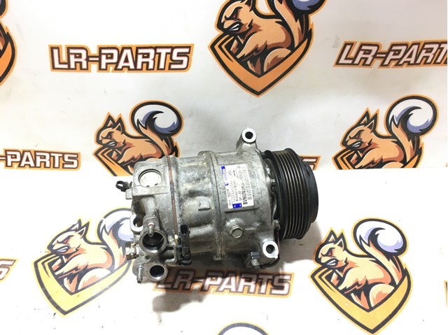 Компрессор хладагента LR112585 LAND ROVER