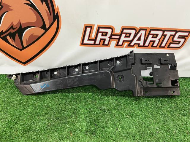 Направляющая заднего бампера, левая LR121475 LAND ROVER