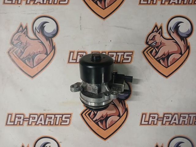 Помпа охлаждения LR125488 LAND ROVER