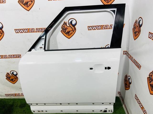 Пассажирская передняя дверь LR131338 LAND ROVER