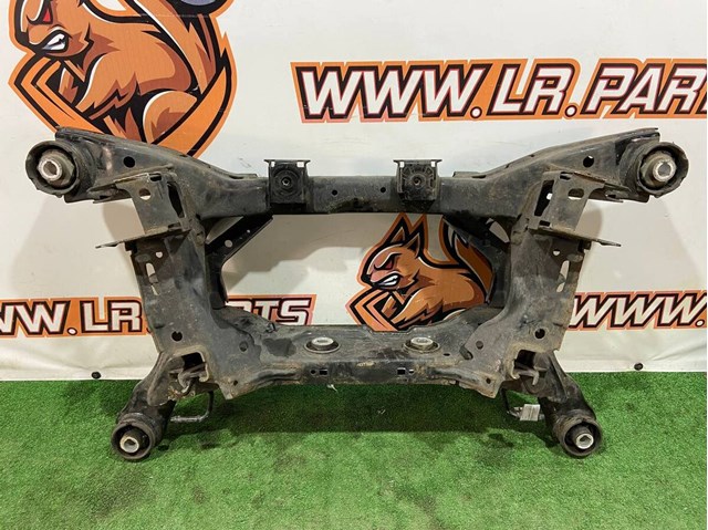 Балка задней подвески, подрамник LR142000 LAND ROVER