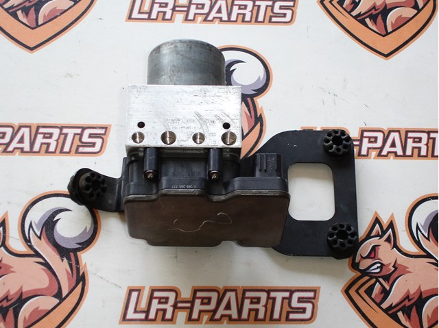 Блок ABS гидравлический LR143166 LAND ROVER