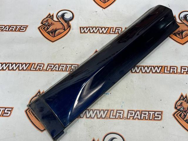 Молдинг задней левой двери LR149801 LAND ROVER