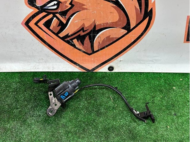 Помпа водяная, дополнительная электрическая LR149963 LAND ROVER