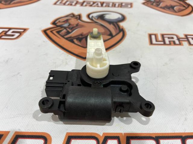 LAND ROVER MF1139301730 в наличии Киев