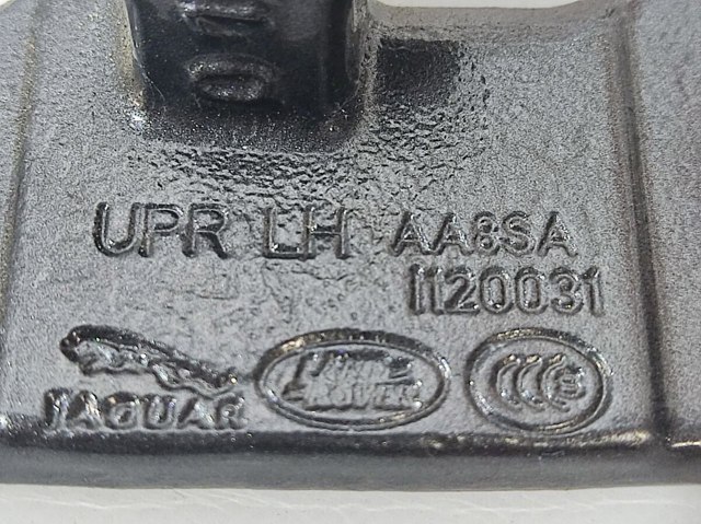 Петля двери передней правой T4A2510 JAGUAR