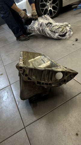 BMW 11137552414 Поддон масляный картера двигателя в наличии Полтава