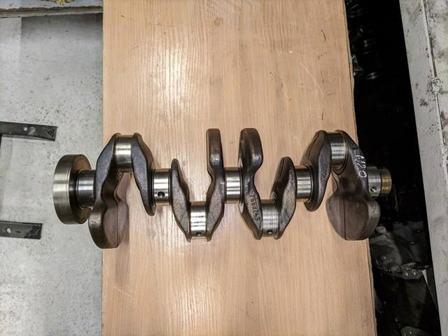 BMW 11217640165 Коленвал двигателя в наличии Ирпень