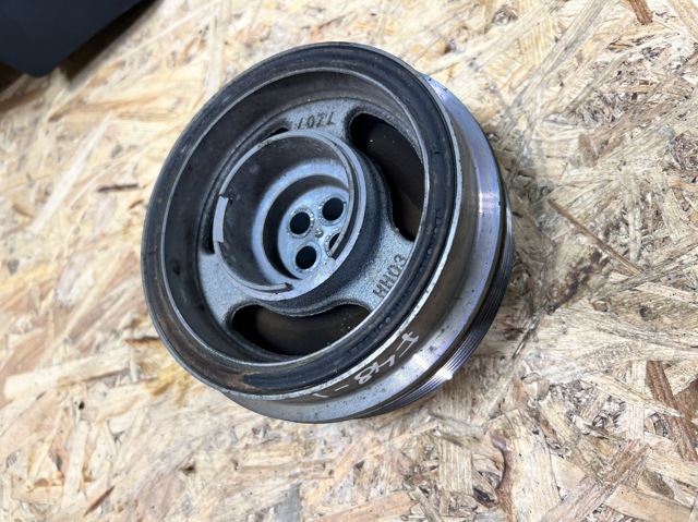 Шкив коленвала 11238669098 BMW
