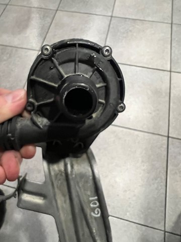 11518663248 BMW Дополнительная помпа купить в Львов