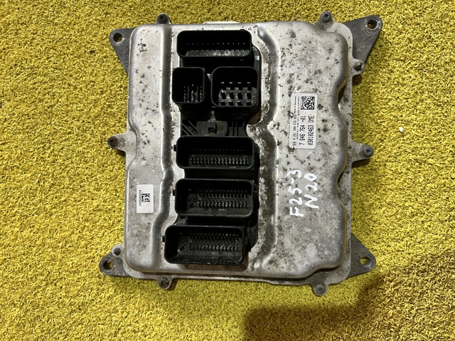 Модуль управления двигателем 12147649123 BMW