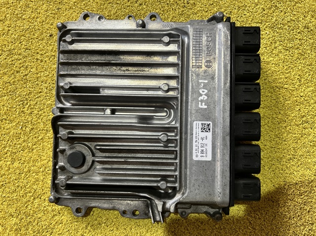 Электронный блок управления двигателем 12149894912 BMW