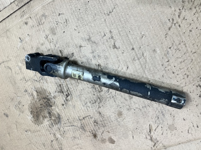 Кардан вала рулевой колонки, нижний 32306886806 BMW