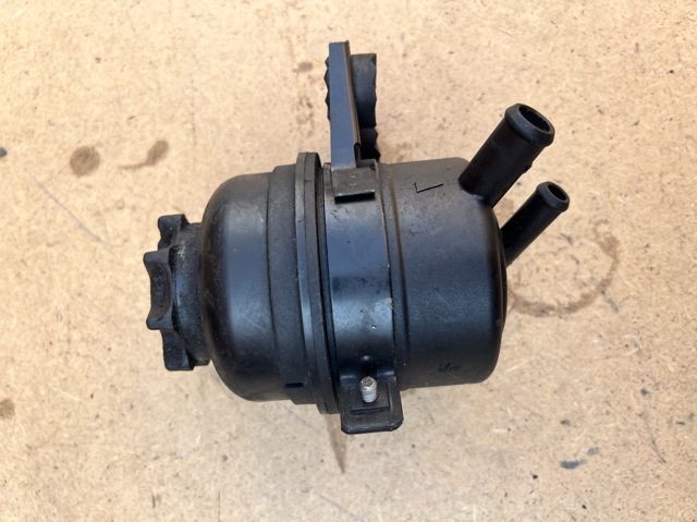 32416851218 BMW Бачок насоса ГУР купить в Николаев