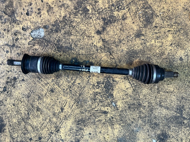 Полуось задняя, левая 33208603109 BMW