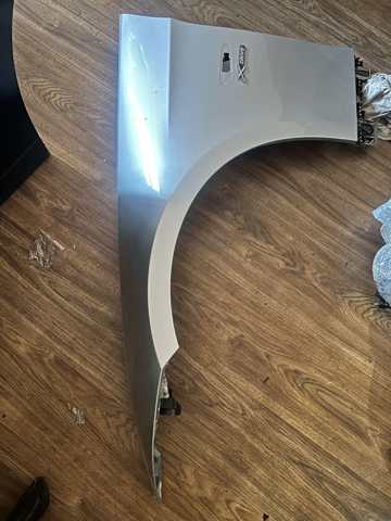 Крыло левое 41357168987 BMW