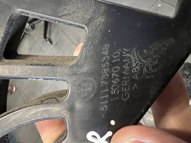 51117385348 BMW Кронштейн бампера переднего правый купить в Одесса