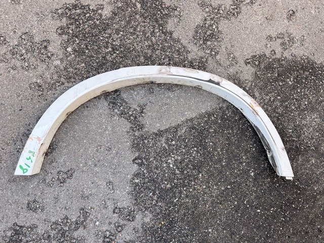 Молдинг арки колеса заднего, левый 51778052077 BMW