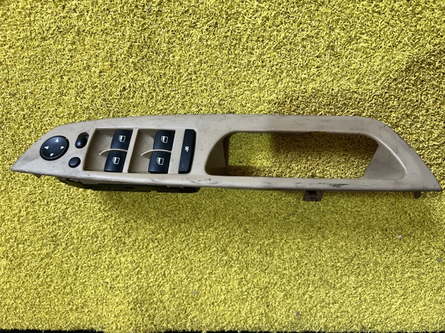 Кнопки переднего левого стеклоподъемника 61319217332 BMW