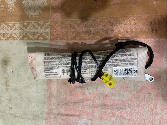 Подушка переднего сиденья 7P0880242A VAG