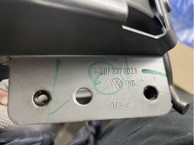 6RF827302A Петля крышки багажника купить Винница