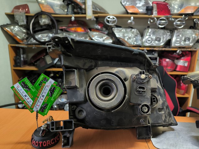 260608H925 NISSAN Левая фара купить в Запорожье