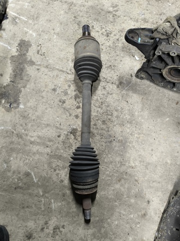 Полуось задняя, левая 3715A098 MITSUBISHI