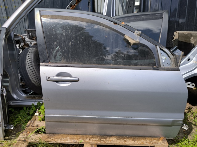 Пассажирская передняя дверь 5700A168 MITSUBISHI