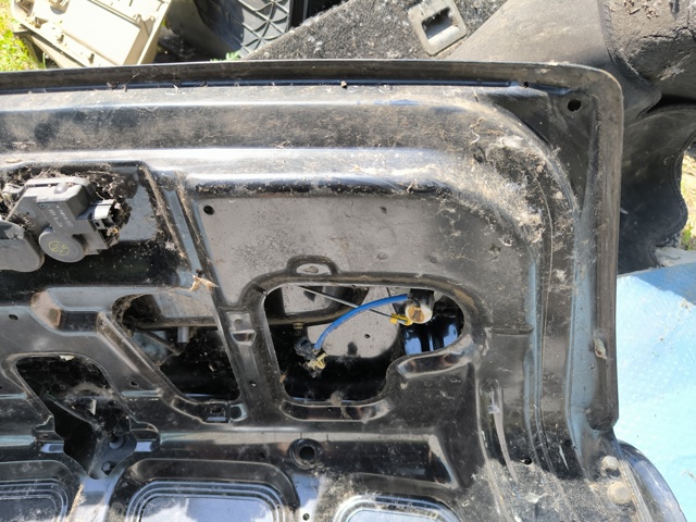 692002F090 HYUNDAI Крышка багажника купить в Черкассы