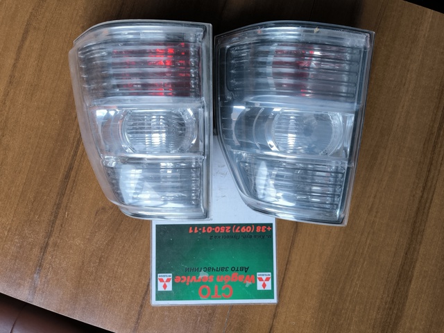 Правый стоп 8330A094 MITSUBISHI