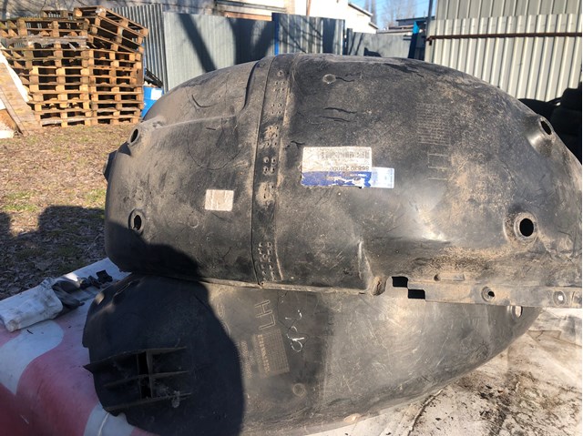 868302B000 HYUNDAI Подкрылок задний левый купить в Черкассы