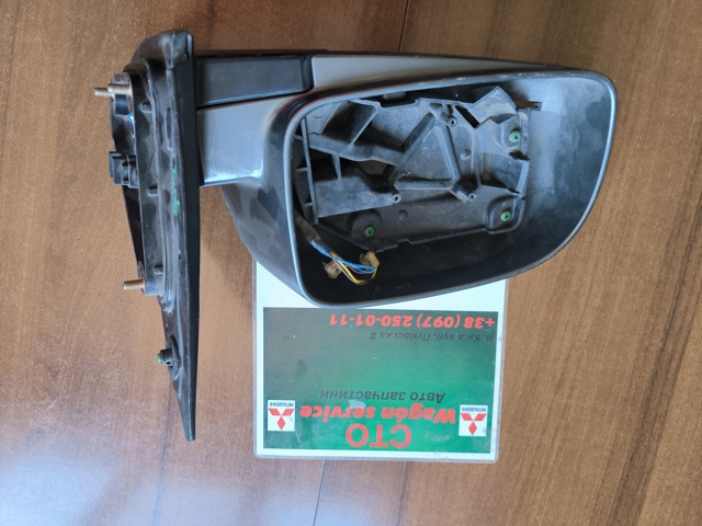 Зеркало левое 876102B000 HYUNDAI
