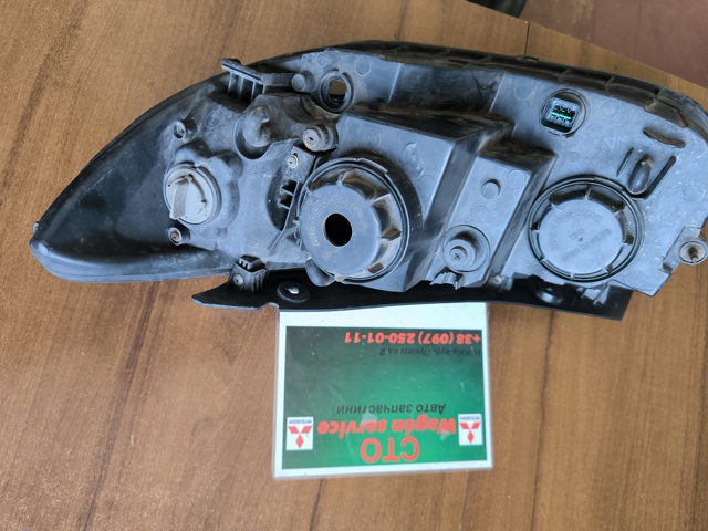 HYUNDAI 921022B010 Правая фара в наличии Житомир