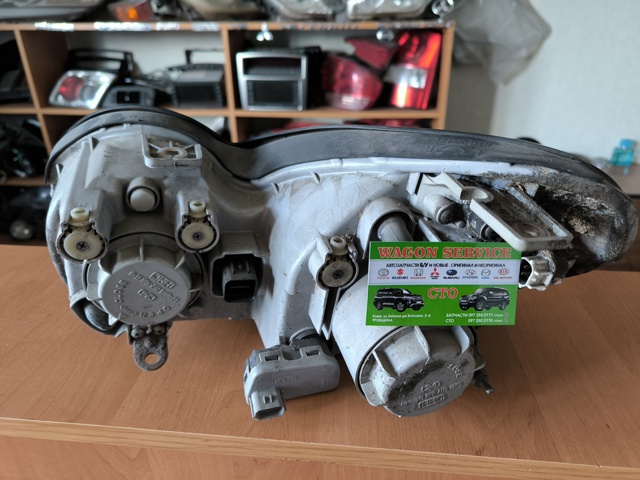 HYUNDAI 921043D020 Правая фара в наличии Украина