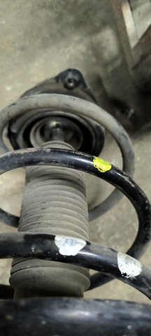 E43021AN0A NISSAN Амортизатор передний правый купить в Павлоград