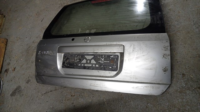 NISSAN K010MES6MA Дверь задняя (багажная 3/5-я (ляда) в наличии Полтава