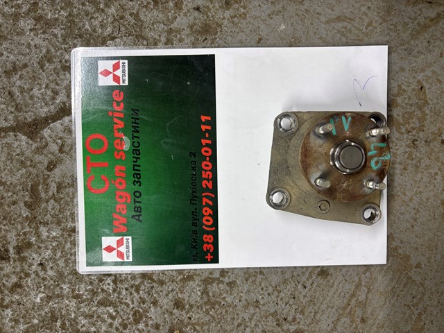 Кронштейн вискомуфты системы охлаждения, опорный MD364879 MITSUBISHI