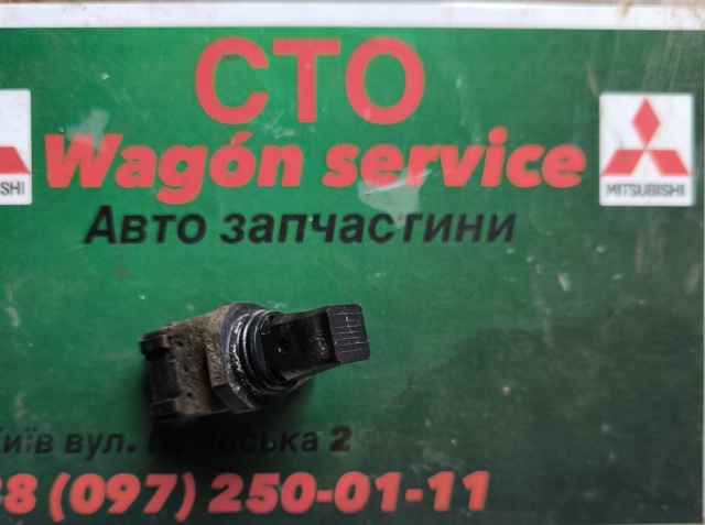 Датчик спидометра MR446789 MITSUBISHI
