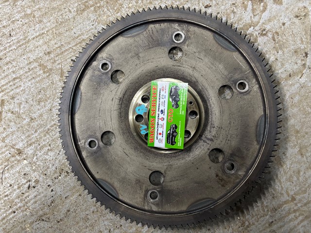 Маховик MR983392 MITSUBISHI