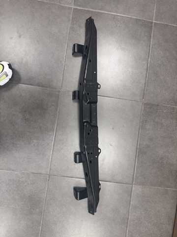 NISSAN 625114BC0A Верхняя рамка радиатора в наличии Николаев